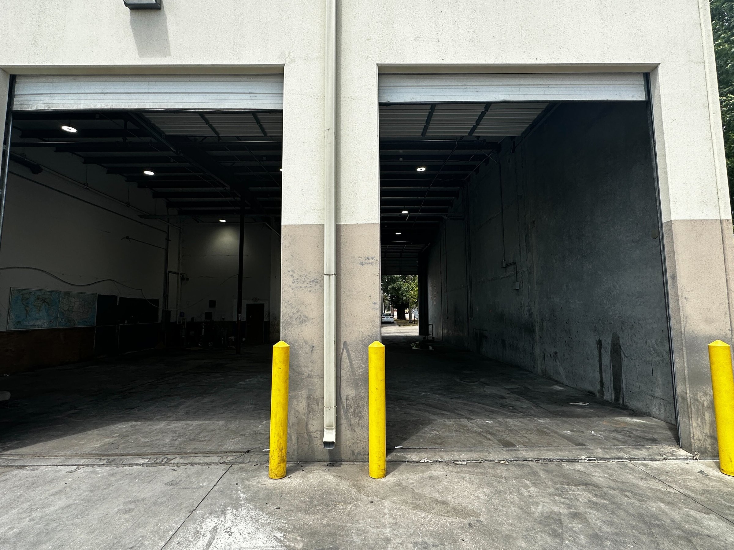 307 N Rogers Rd image 6