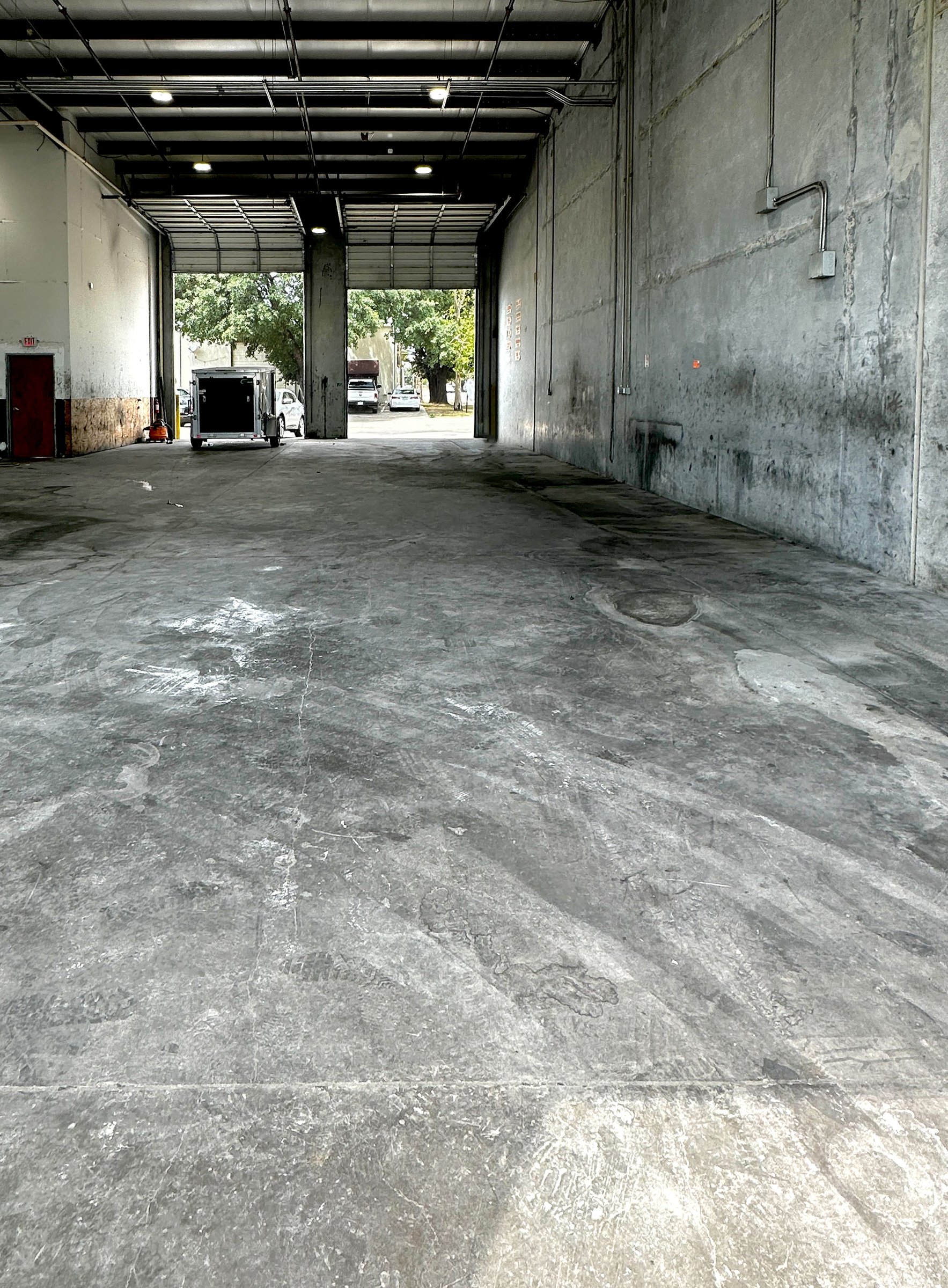 307 N Rogers Rd image 7