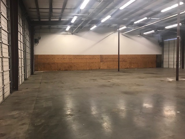 307 N Rogers Rd image 18